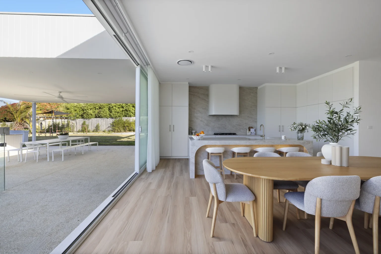 12 Alicudi Ave_04