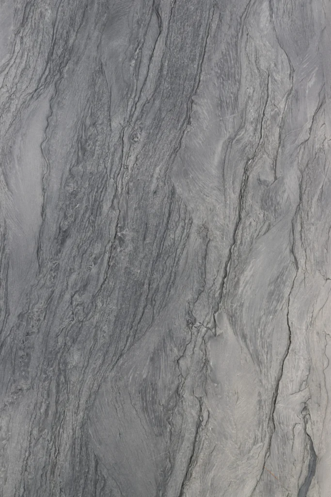 Platino Quartzite Vertical