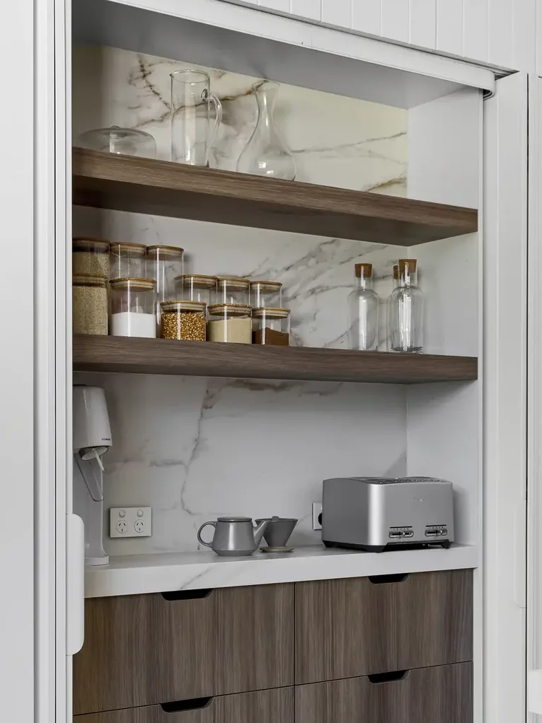 Splashback Custom Shelves