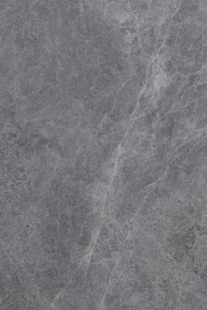 Tundra Grey Limestone Vertical